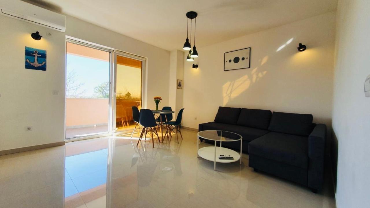 Apartman Petar Razanac Exterior photo